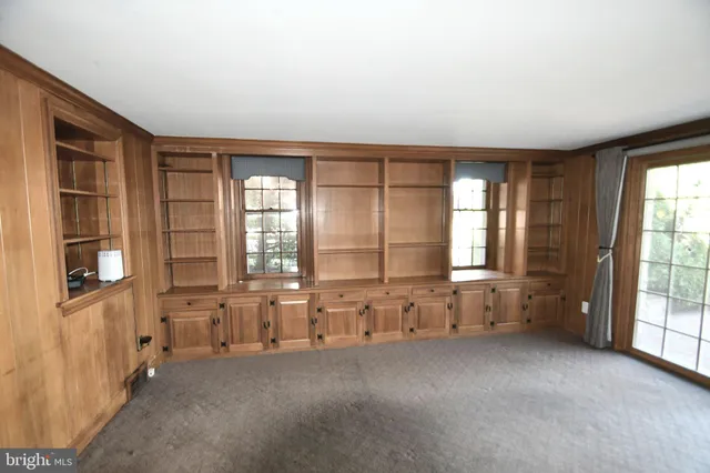 $750,000 | 3 Hidden Lane, Abington, PA 19046