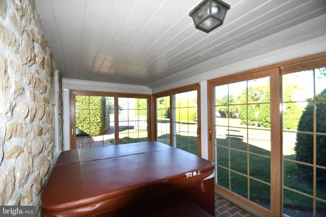 $750,000 | 3 Hidden Lane, Abington, PA 19046