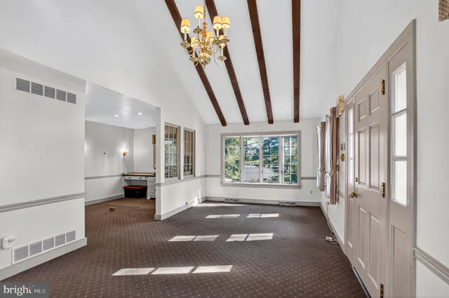 $750,000 | 3 Hidden Lane, Abington, PA 19046