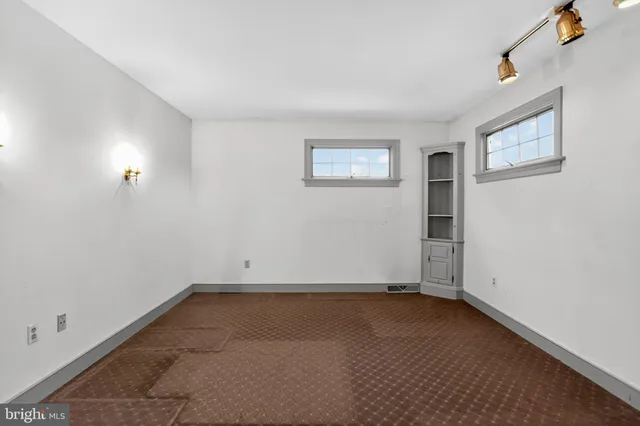 $750,000 | 3 Hidden Lane, Abington, PA 19046