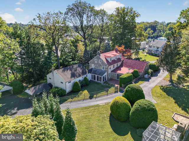 $750,000 | 3 Hidden Lane, Abington, PA 19046