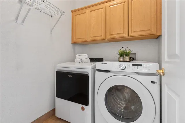 $1,198,000 | 133 Cliff Swallow Court, Brisbane, CA 94005