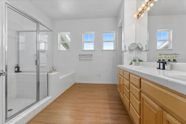 $1,198,000 | 133 Cliff Swallow Court, Brisbane, CA 94005