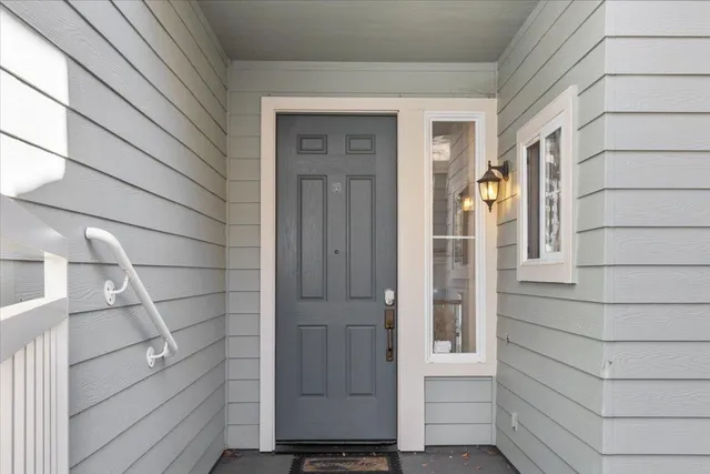 $1,198,000 | 133 Cliff Swallow Court, Brisbane, CA 94005