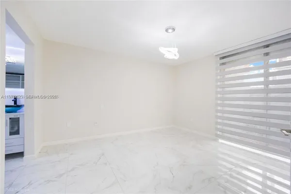 $1,900 | 10000 Northwest 80th Court, Unit 21021, Hialeah Gardens, FL 33016
