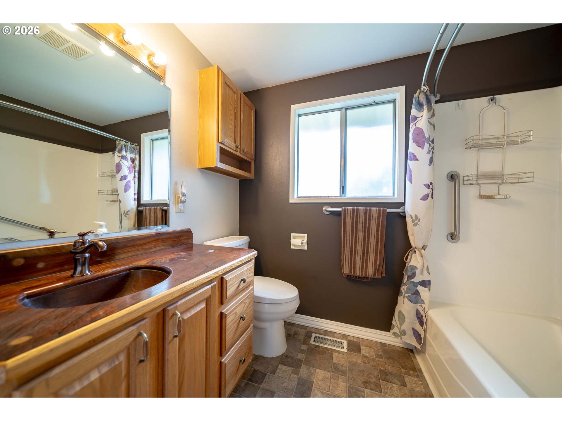 6776 Rochester Street Northeast Salem, OR 97305 - Photo 16 of 45 Gallery Image 16