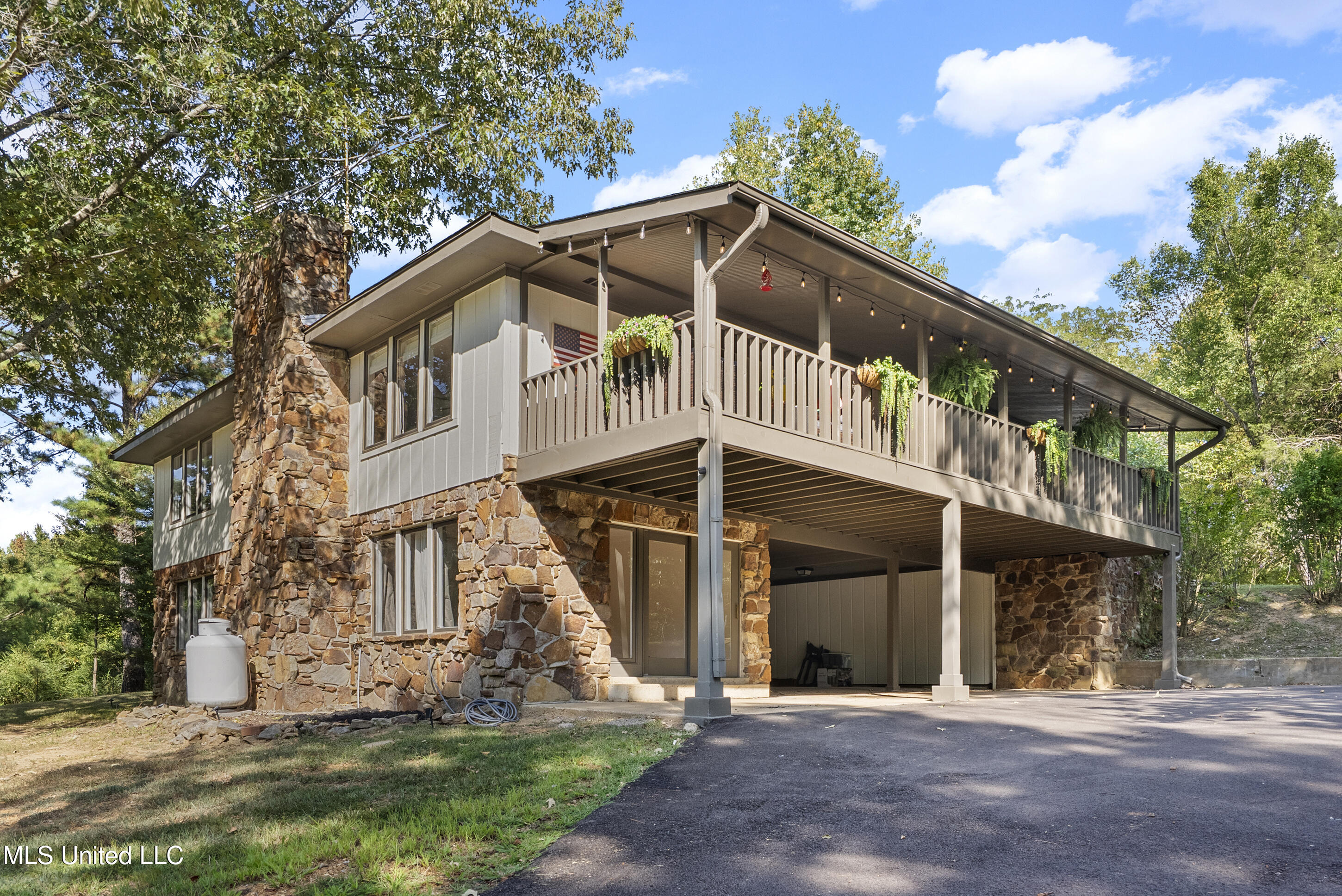 8702 Tulane Road Hernando, MS 38632 - Photo 4 of 50 4_dsc00244