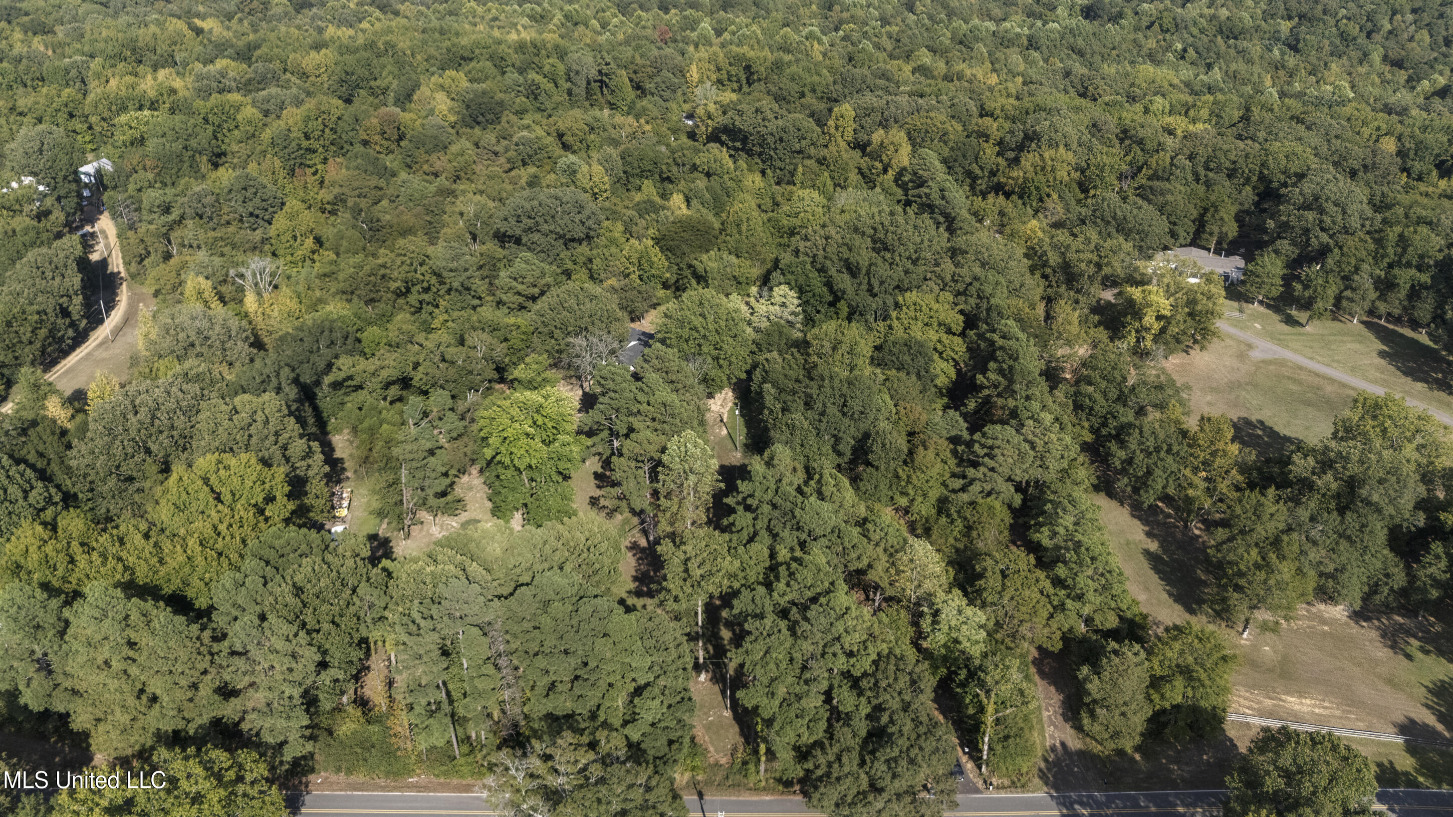 8702 Tulane Road Hernando, MS 38632 - Photo 46 of 50 46_dji_20250902163626_0148_d