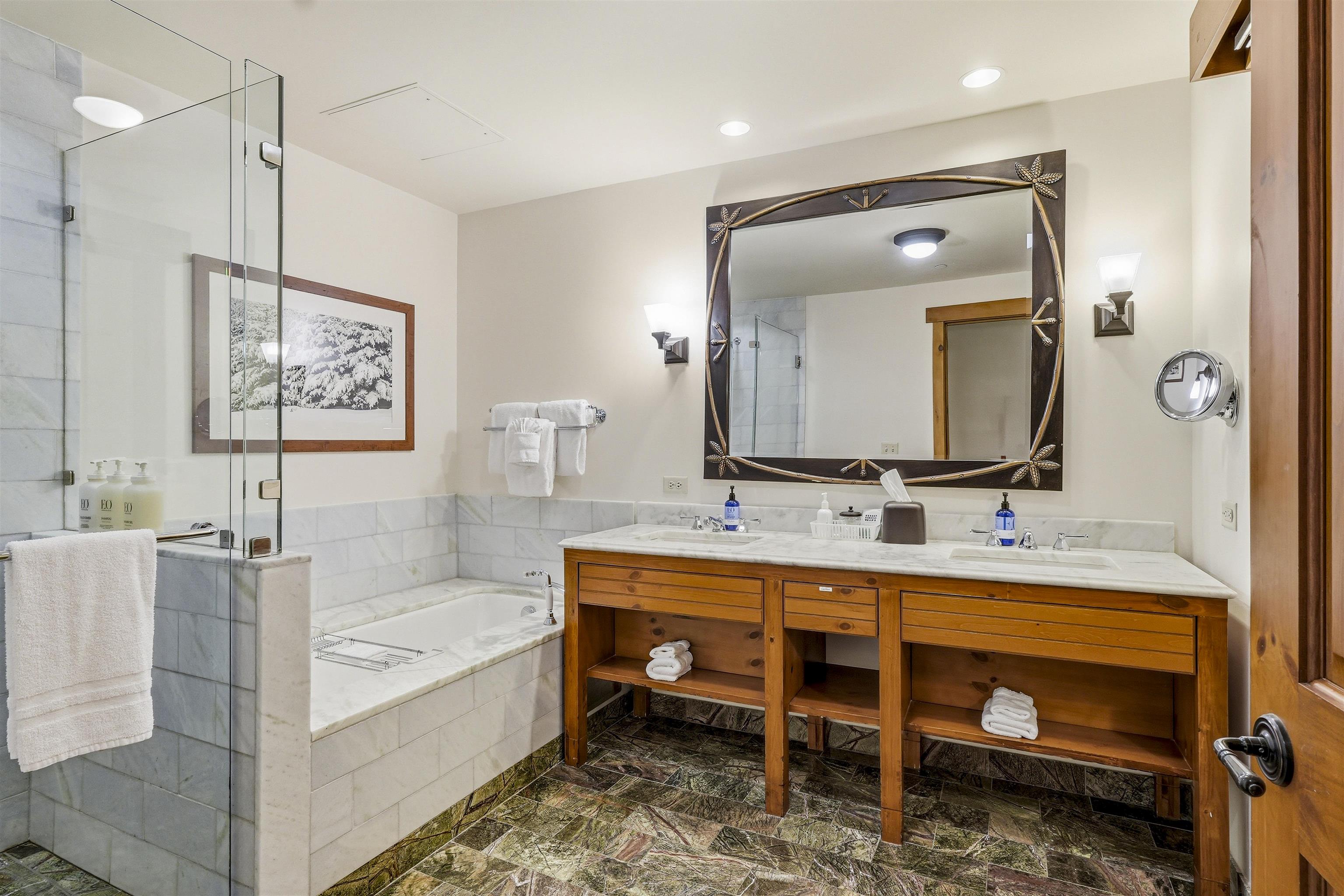 7412 Mountain Road, Unit 1206 Stowe, VT 05672 - Photo 4 of 23