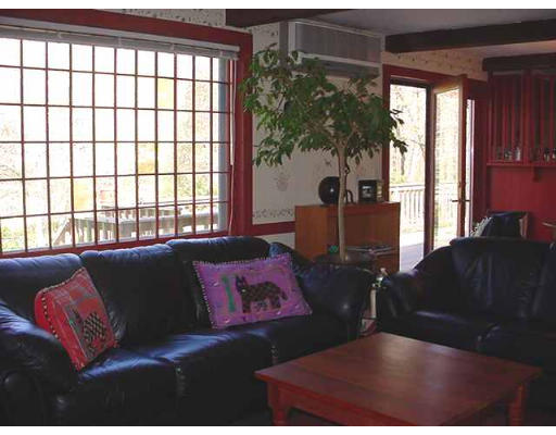 277 Edmands Road Framingham, MA 01701 - Photo 4 of 9 a living room with furniture and a window