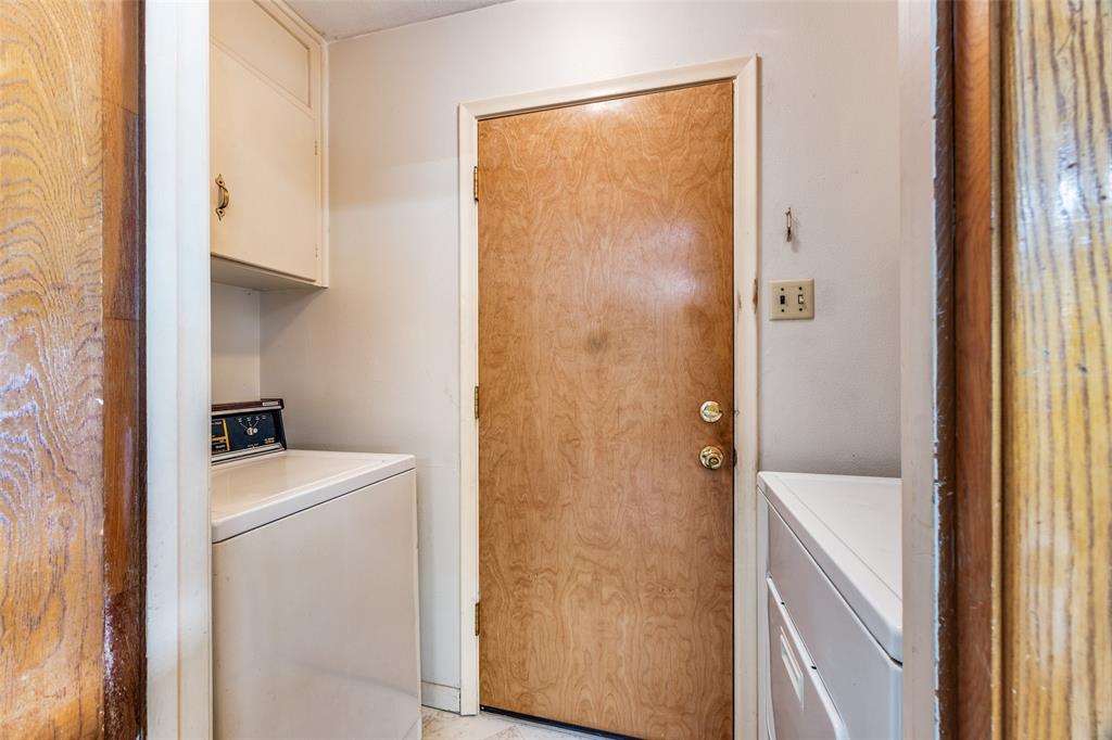 3019 Sharpview Lane Dallas, TX 75228 - Photo 20 of 26