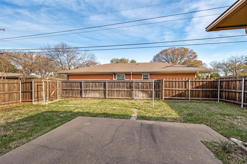 3019 Sharpview Lane Dallas, TX 75228 - Photo 23 of 26 a view of a big room with a big yard and plants