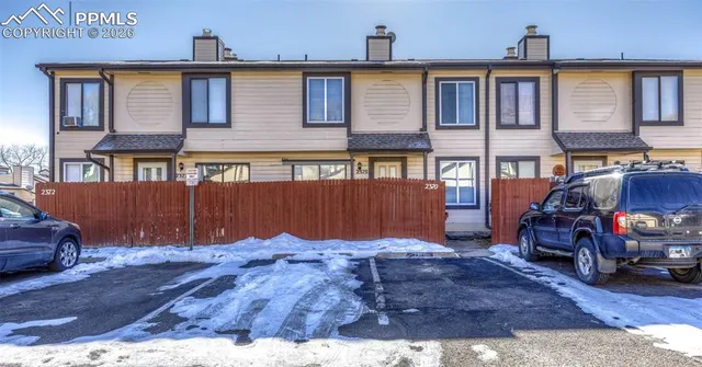 $200,000 | 2370 Lexington Village Lane, Colorado Springs, CO 80916