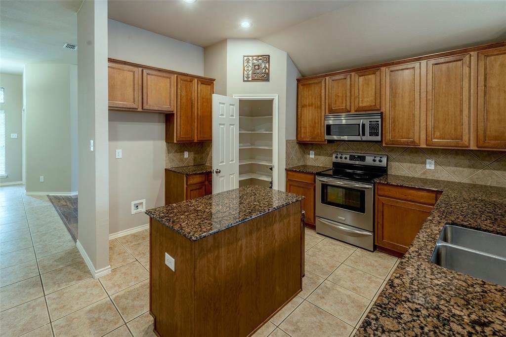 3221 Timber Ridge Trail McKinney, TX 75071 - Photo 4 of 16