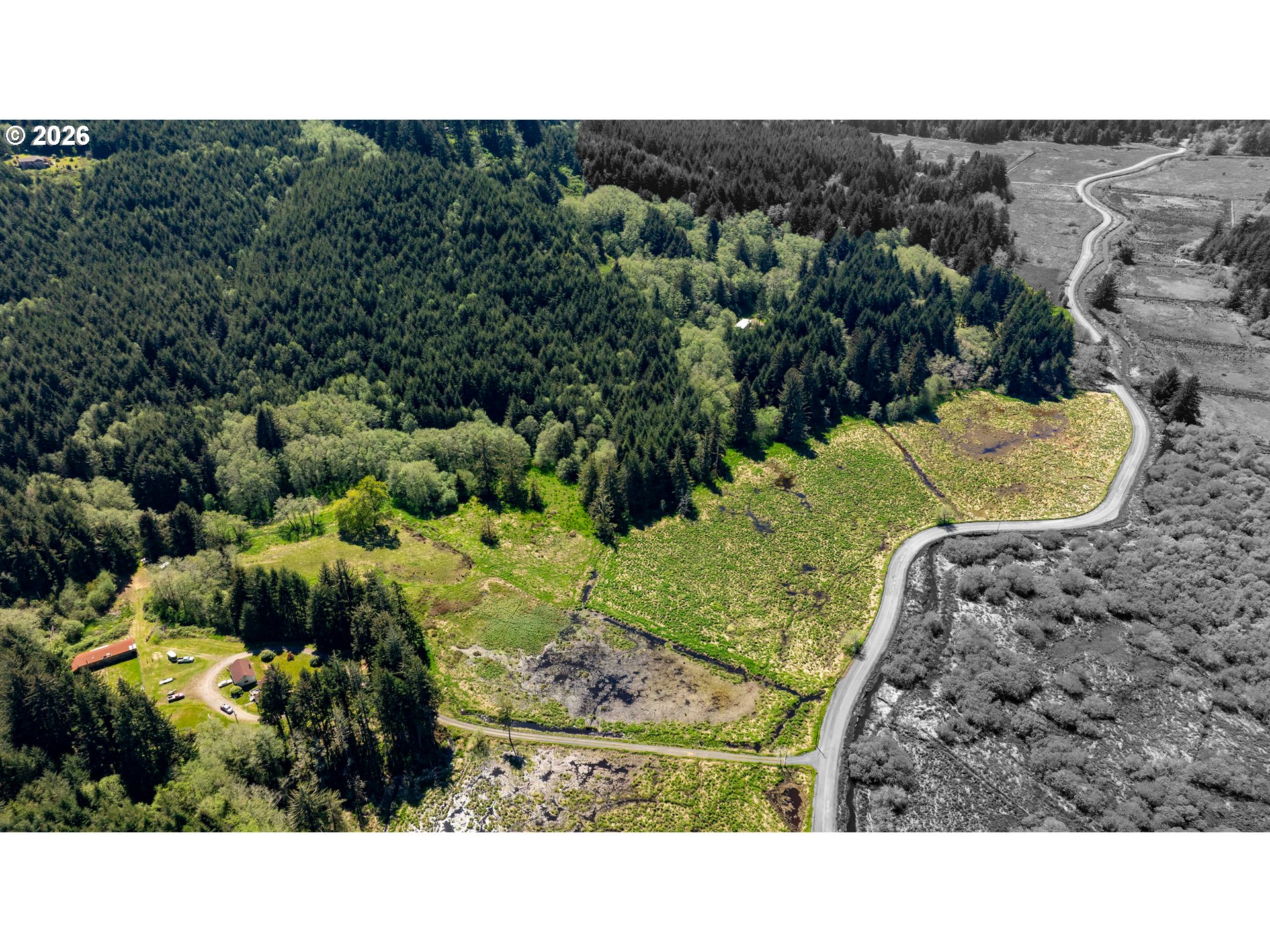 94010 North Way Lane North Bend, OR 97459 - Photo 4 of 21 a picture of a park