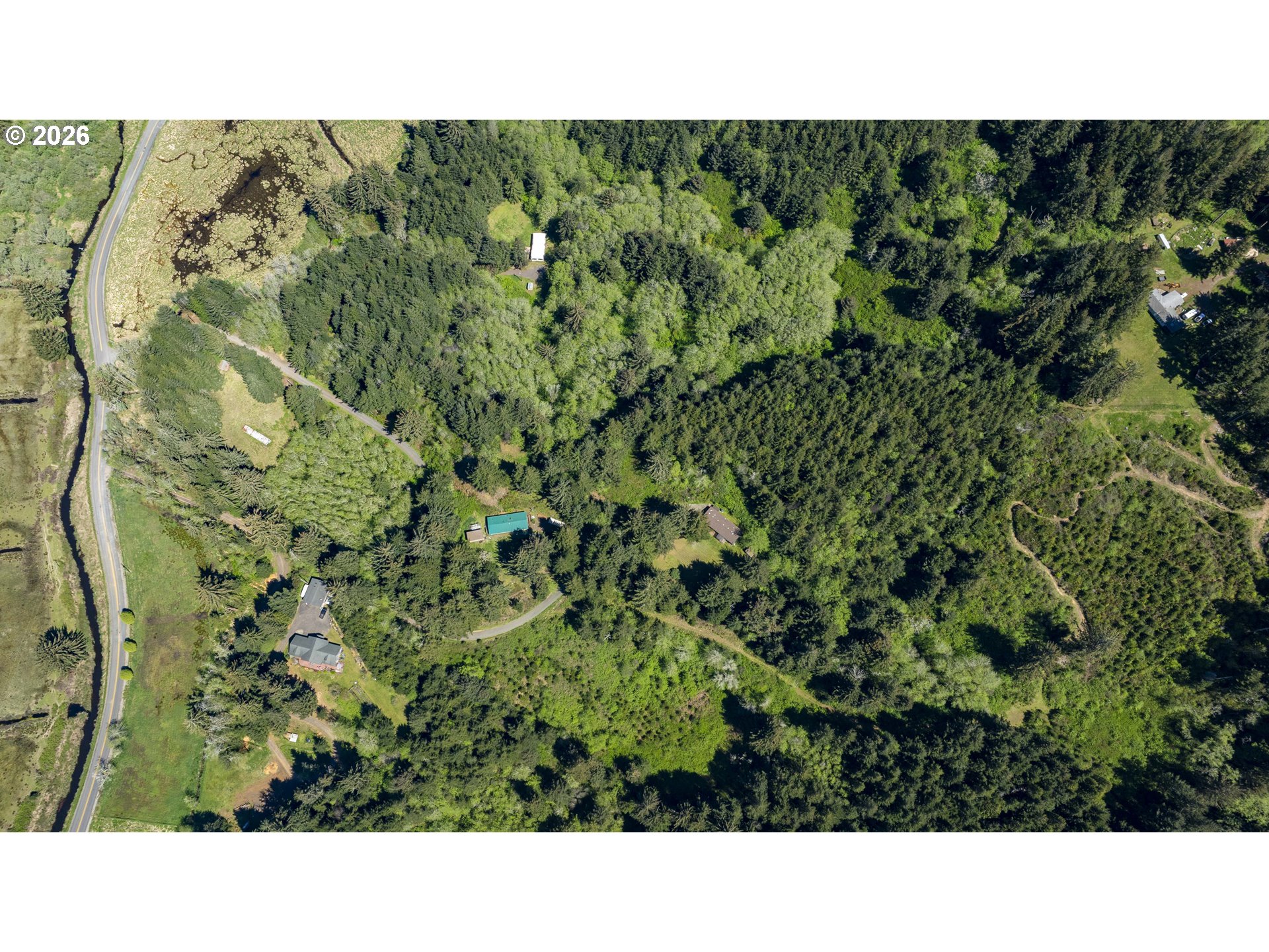 94010 North Way Lane North Bend, OR 97459 - Photo 7 of 21 a picture of a park