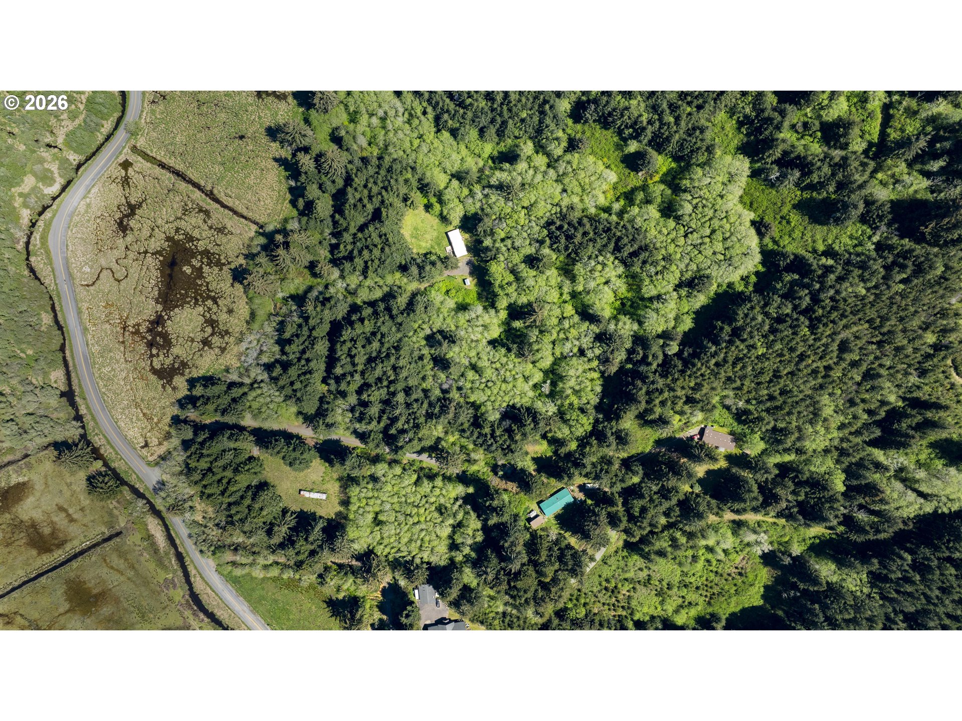 94010 North Way Lane North Bend, OR 97459 - Photo 9 of 21 a picture of a park