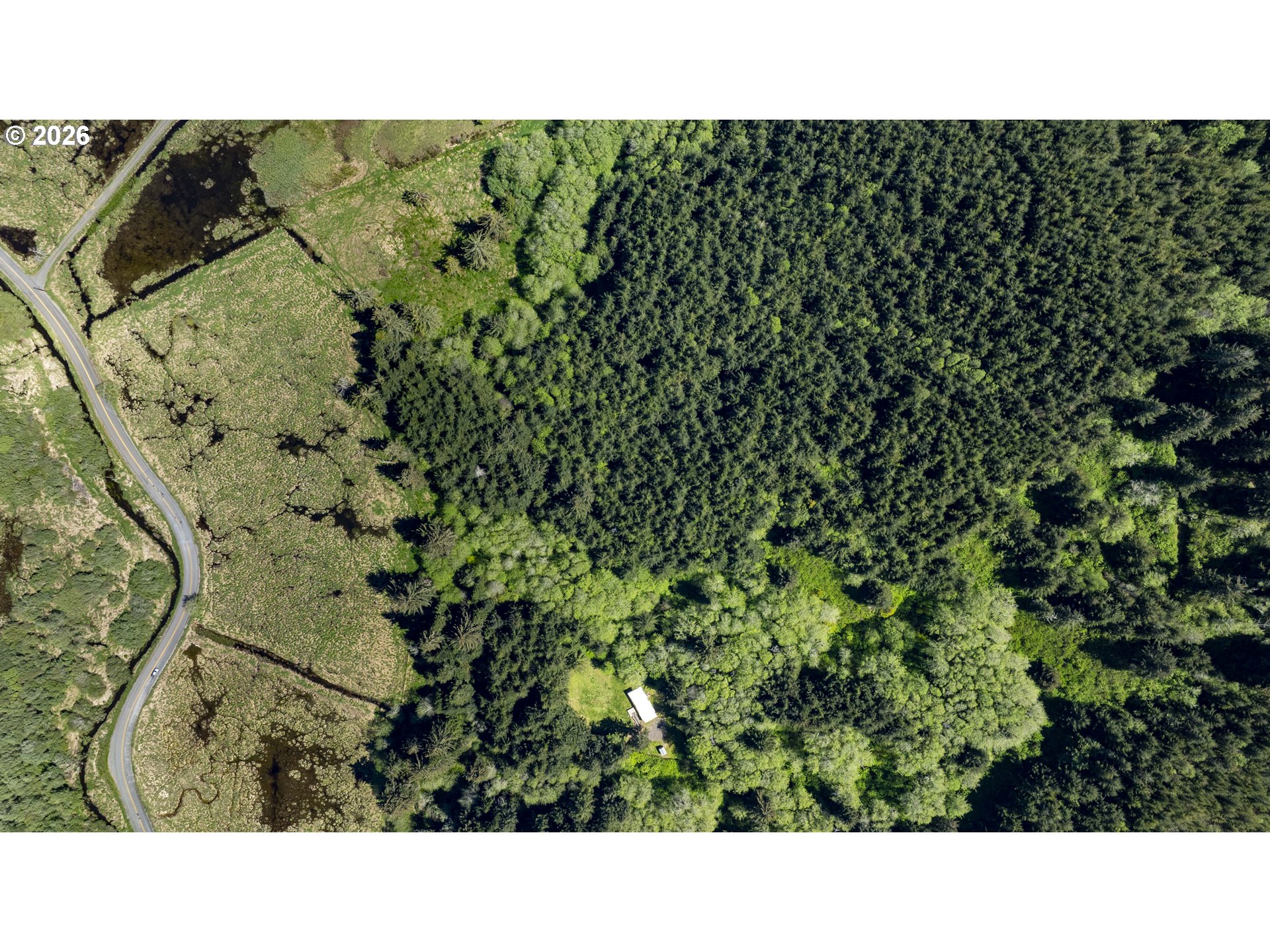 94010 North Way Lane North Bend, OR 97459 - Photo 10 of 21 a picture of a park