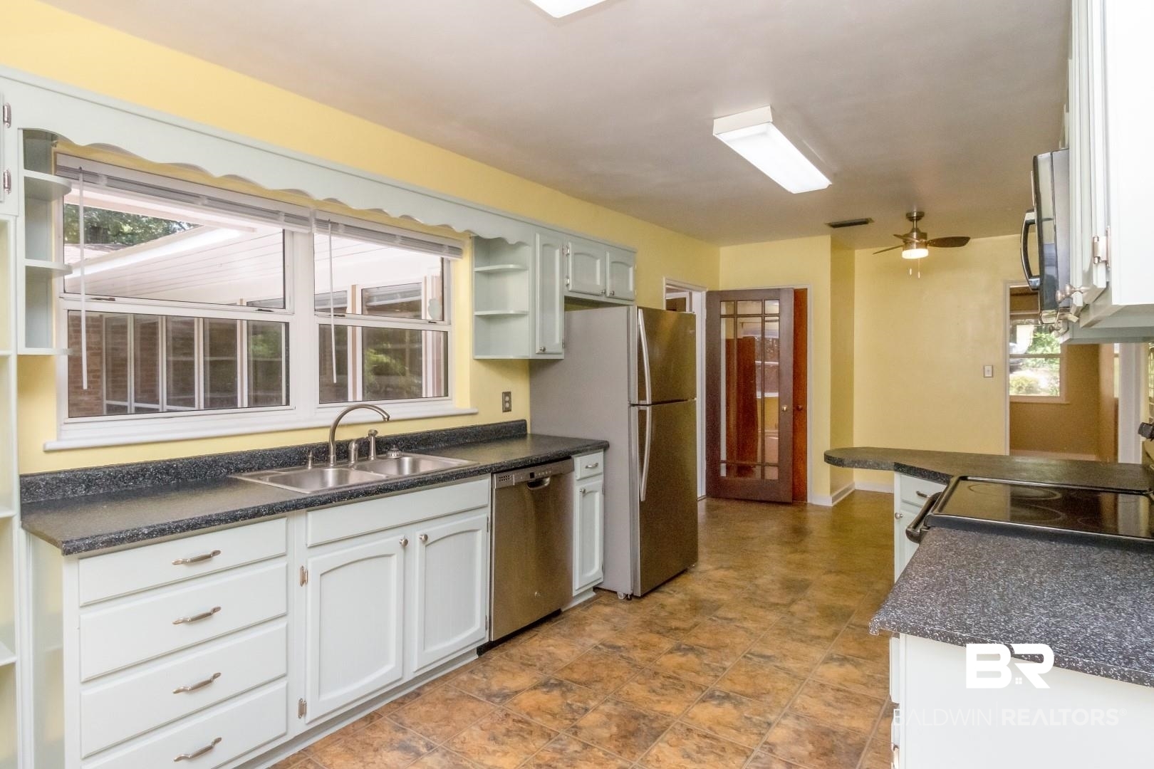 4652 East Pinewood Drive Mobile, AL 36618 - Photo 14 of 35