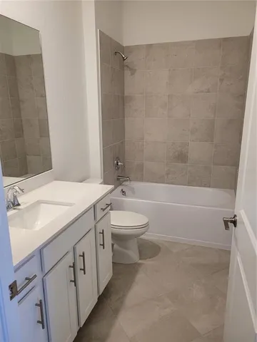 $1,800 | 8117 Shore Lake Drive, Englewood, FL 34224