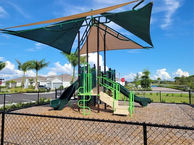 $1,800 | 8117 Shore Lake Drive, Englewood, FL 34224