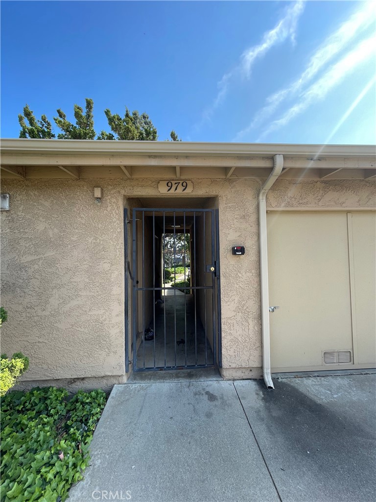 979 West Pine Street Upland, CA 91786 - Photo 17 of 18