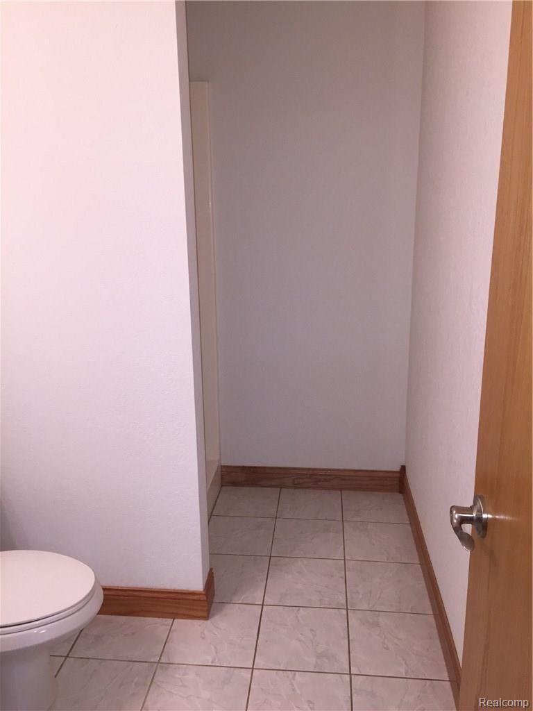 7306 East Bristol Road Davison, MI 48423 - Photo 66 of 72 IMG_1019.JPG