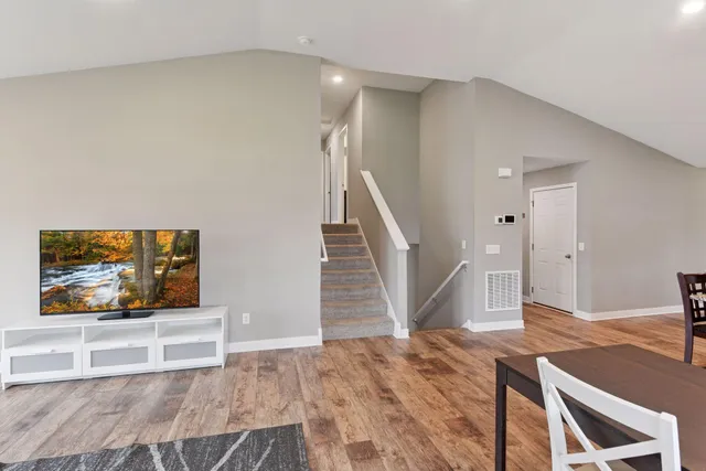 $509,900 | 1936 Meridian Curve, Carver, MN 55315