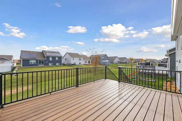 $509,900 | 1936 Meridian Curve, Carver, MN 55315