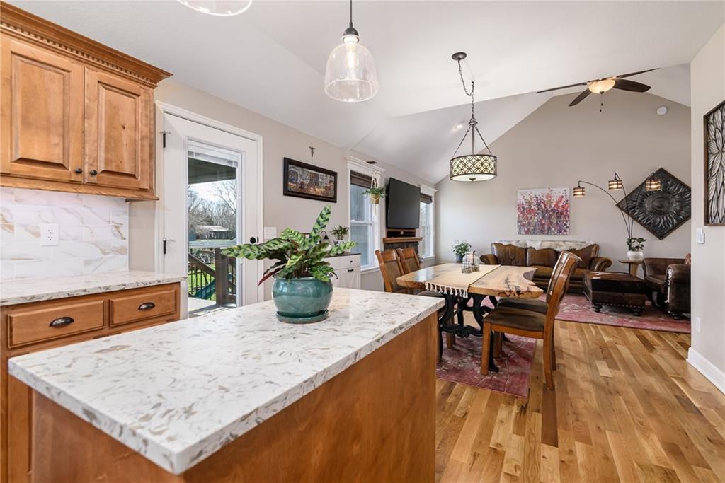 6987 141st Street Basehor, KS 66007 - Photo 13 of 31