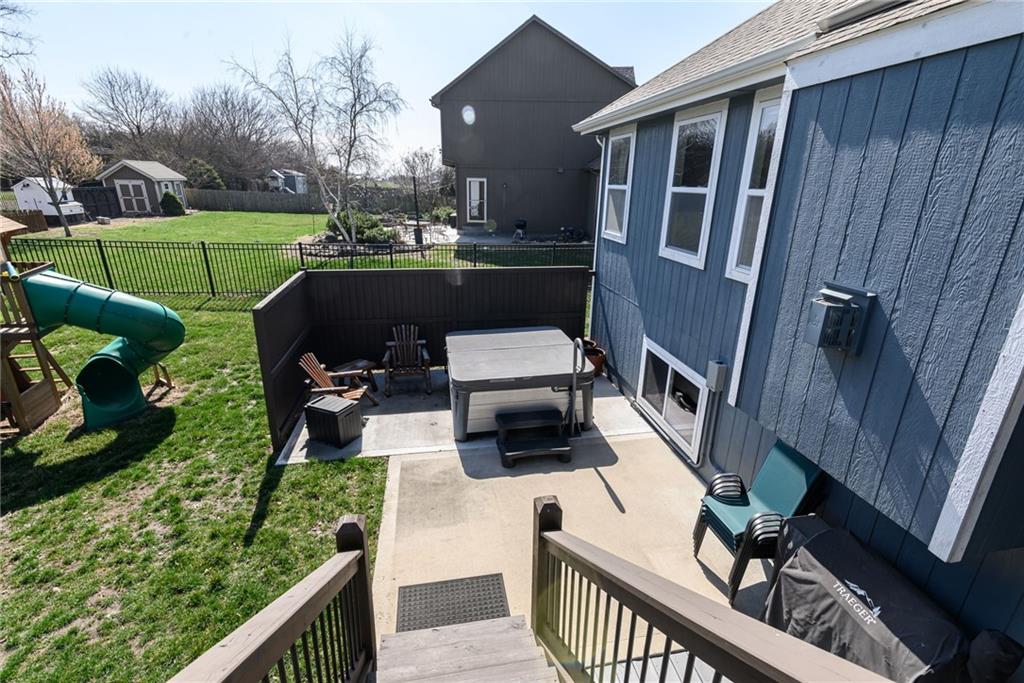 6987 141st Street Basehor, KS 66007 - Photo 28 of 31