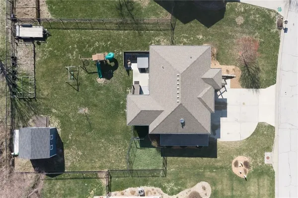 $443,950 | 6987 141st Street, Basehor, KS 66007