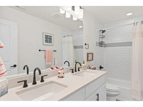 $740,000 | 1013 Gabriella Lane, Berthoud, CO 80513