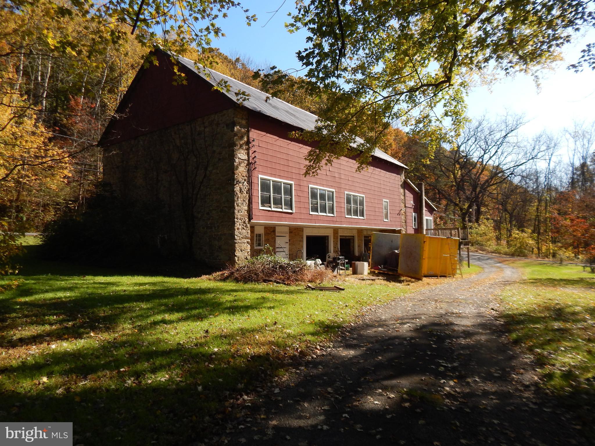 404 Locust Road Boyertown, PA 19512 - Photo 7 of 32 Gallery Image 7
