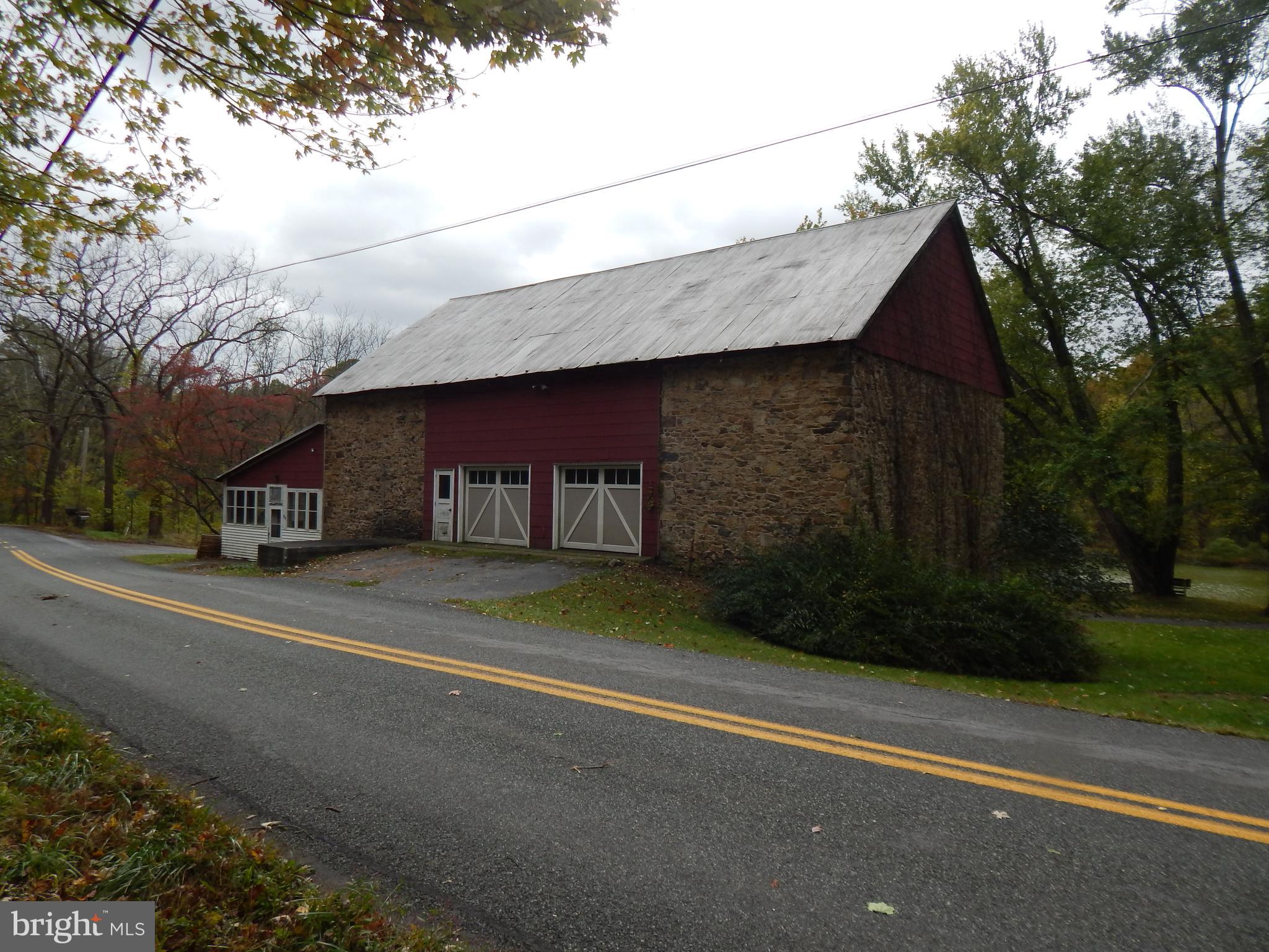 404 Locust Road Boyertown, PA 19512 - Photo 8 of 32 Gallery Image 8
