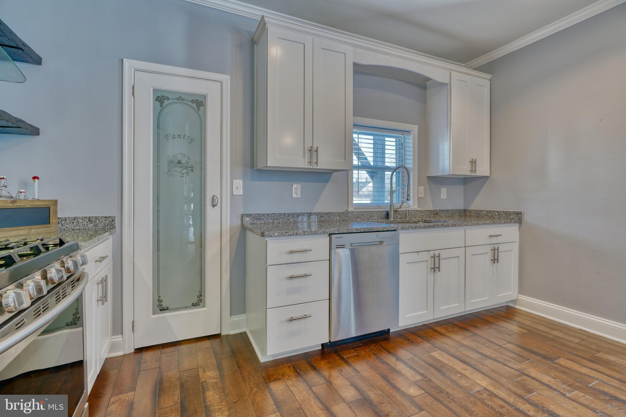 3721 Roland Avenue Baltimore, MD 21211 - Photo 16 of 47