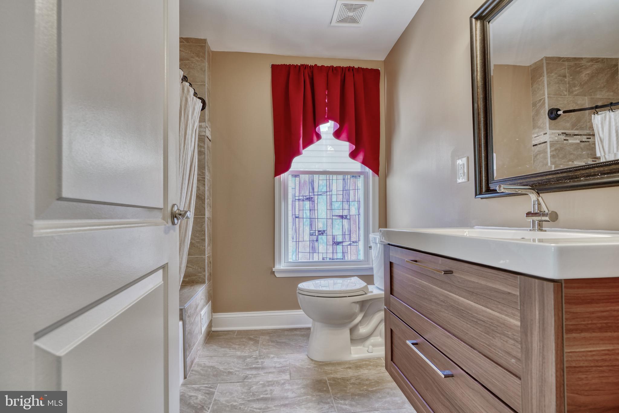 3721 Roland Avenue Baltimore, MD 21211 - Photo 24 of 47