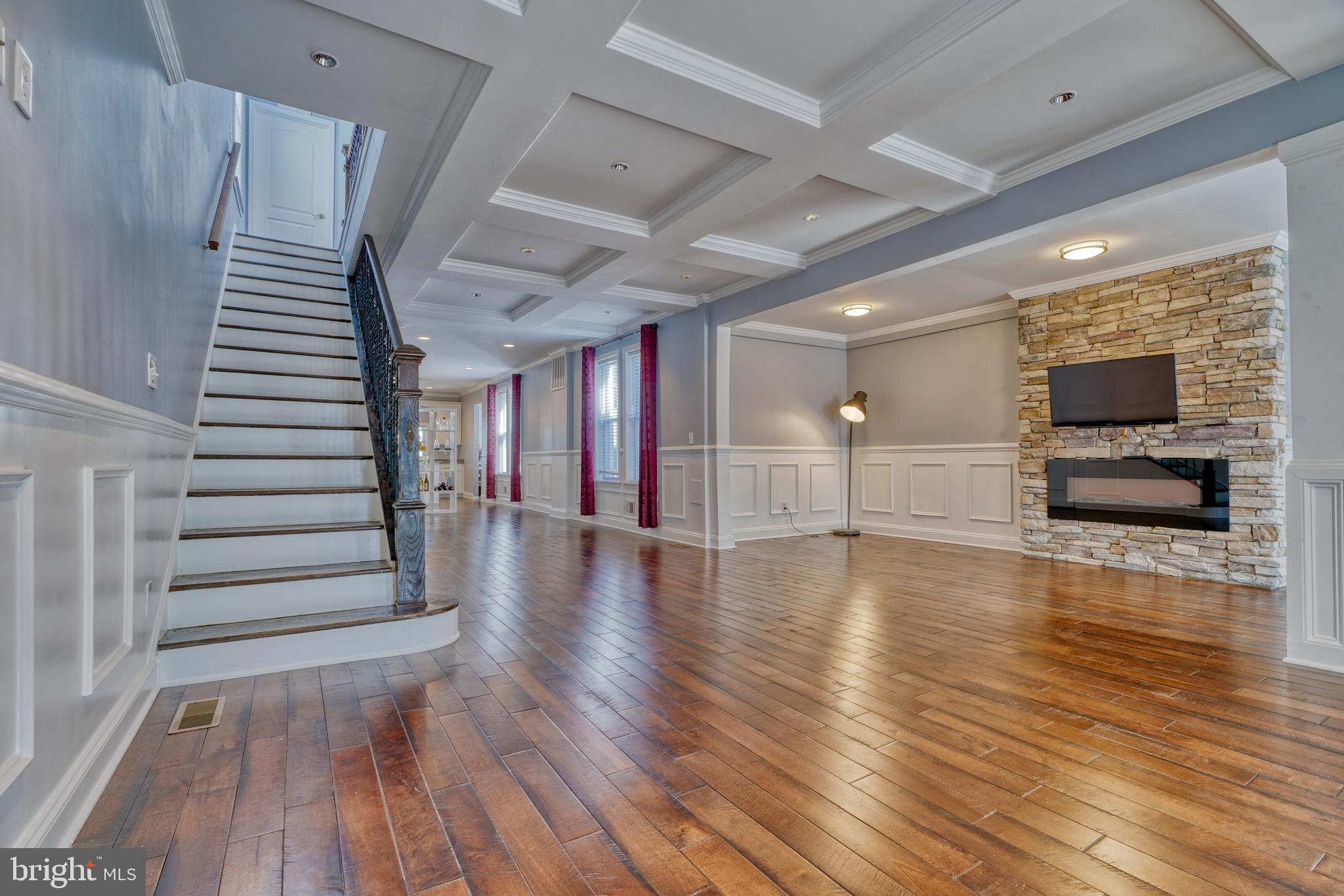 3721 Roland Avenue Baltimore, MD 21211 - Photo 6 of 47