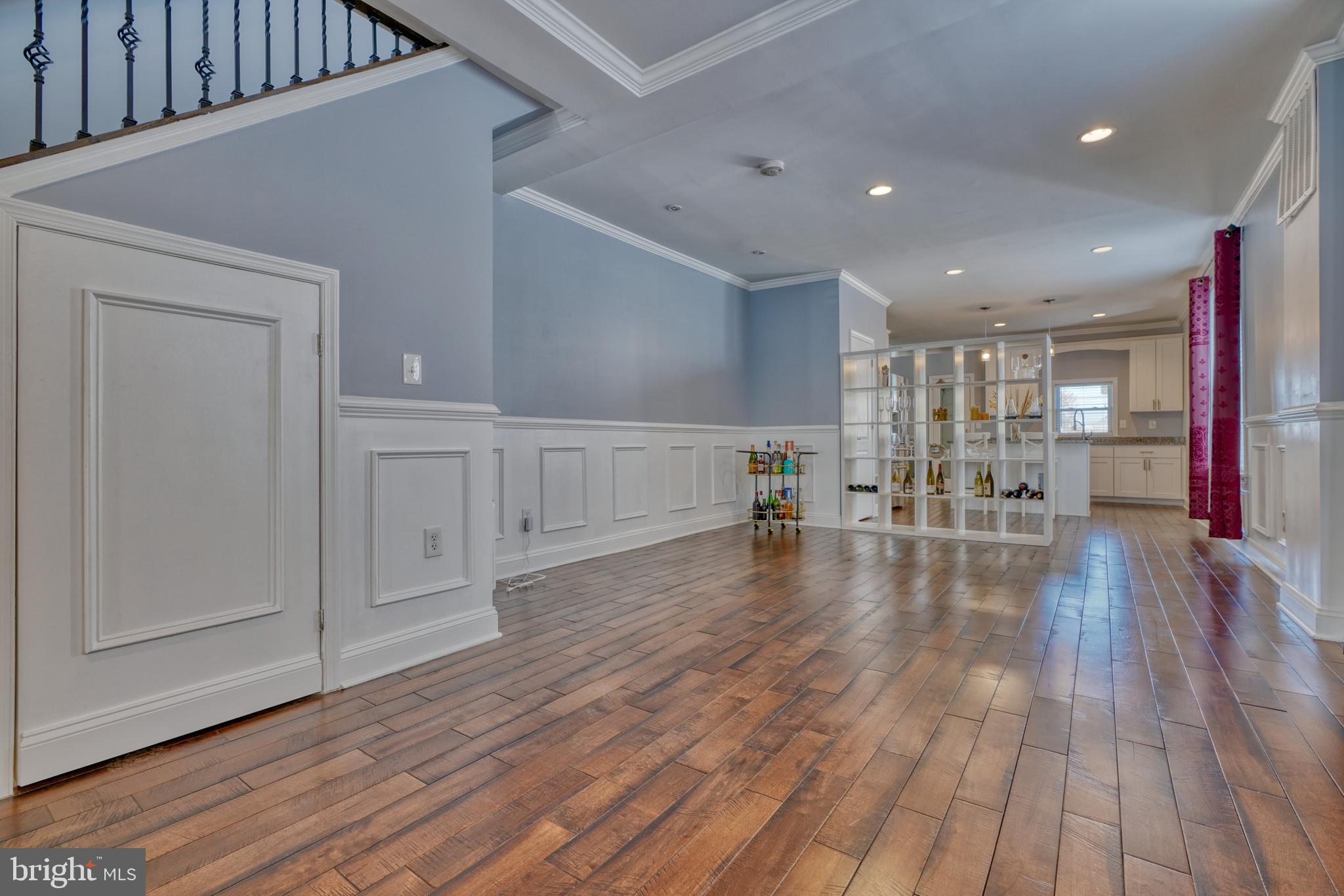 3721 Roland Avenue Baltimore, MD 21211 - Photo 9 of 47