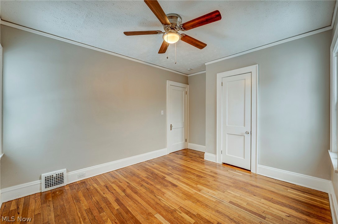 2169 Maplewood Road Cleveland, OH 44118 - Photo 24 of 35 Gallery Image 24