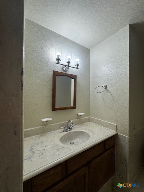 5 Spruce Drive Belton, TX 76513 - Photo 11 of 26 Master bathroom