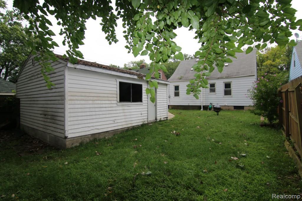 5240 Howe Road Wayne, MI 48184 - Photo 20 of 21