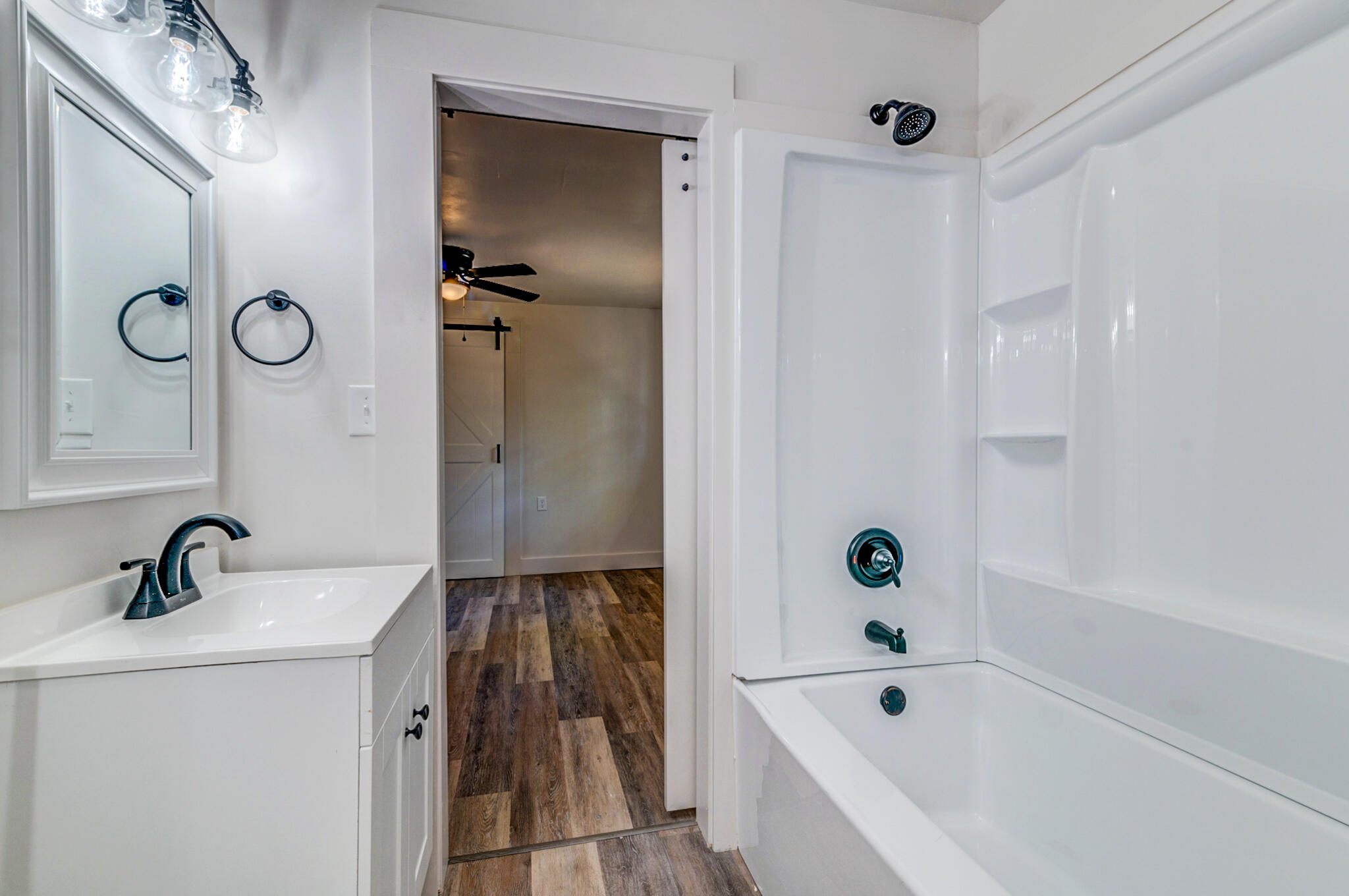 1558 Orange Grove Road Charleston, SC 29407 - Photo 5 of 24 1558 Orange Grove - 10 - CHS Media Group
