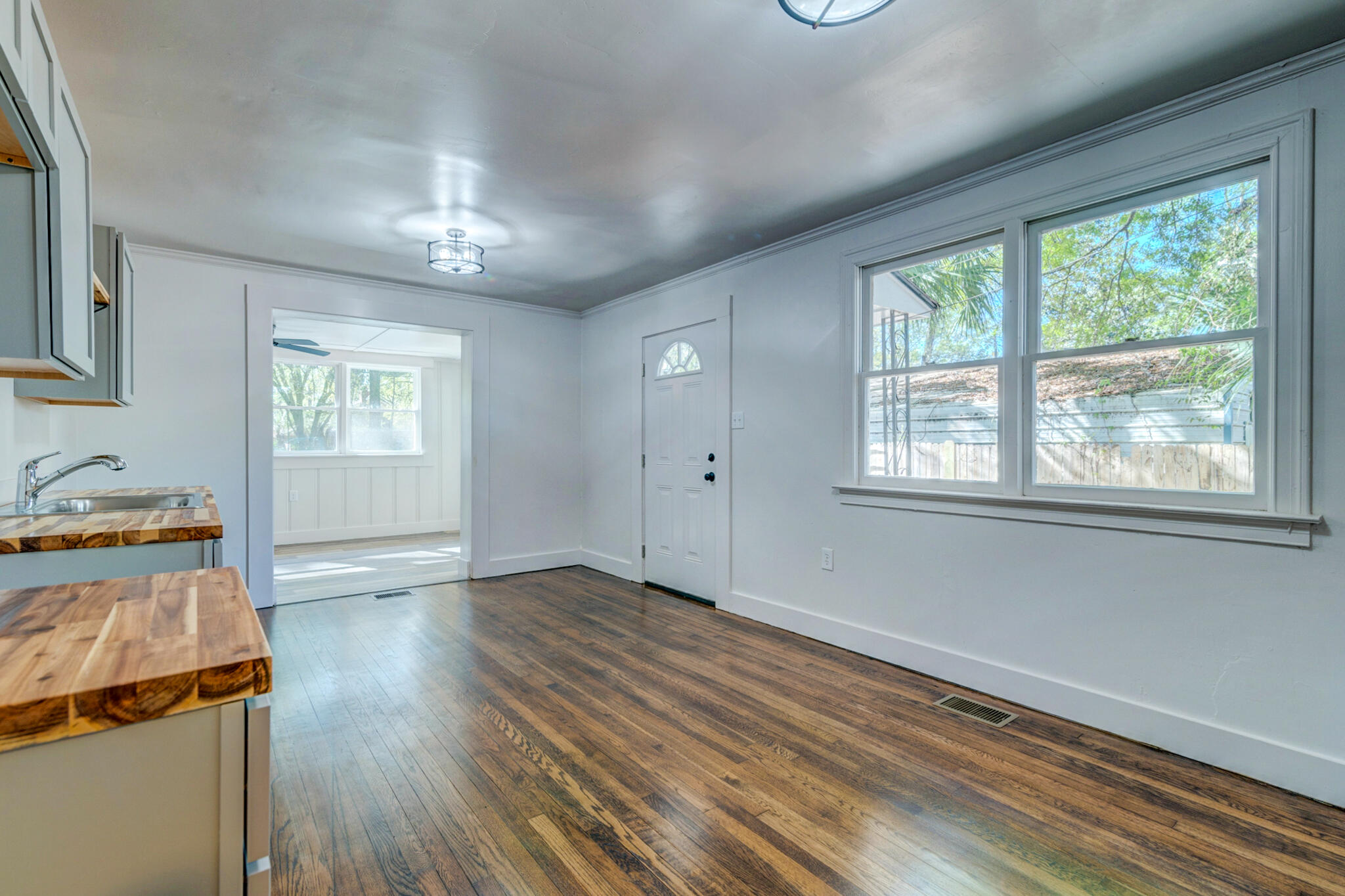 1558 Orange Grove Road Charleston, SC 29407 - Photo 6 of 24 1558 Orange Grove - 6 - CHS Media Group