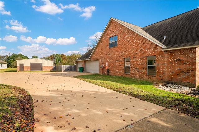 110 Columns Drive Alexandria, LA 71303 - Photo 9 of 57