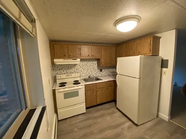$1,700 | 37 Crystal Street, Unit 4, Melrose, MA 02176