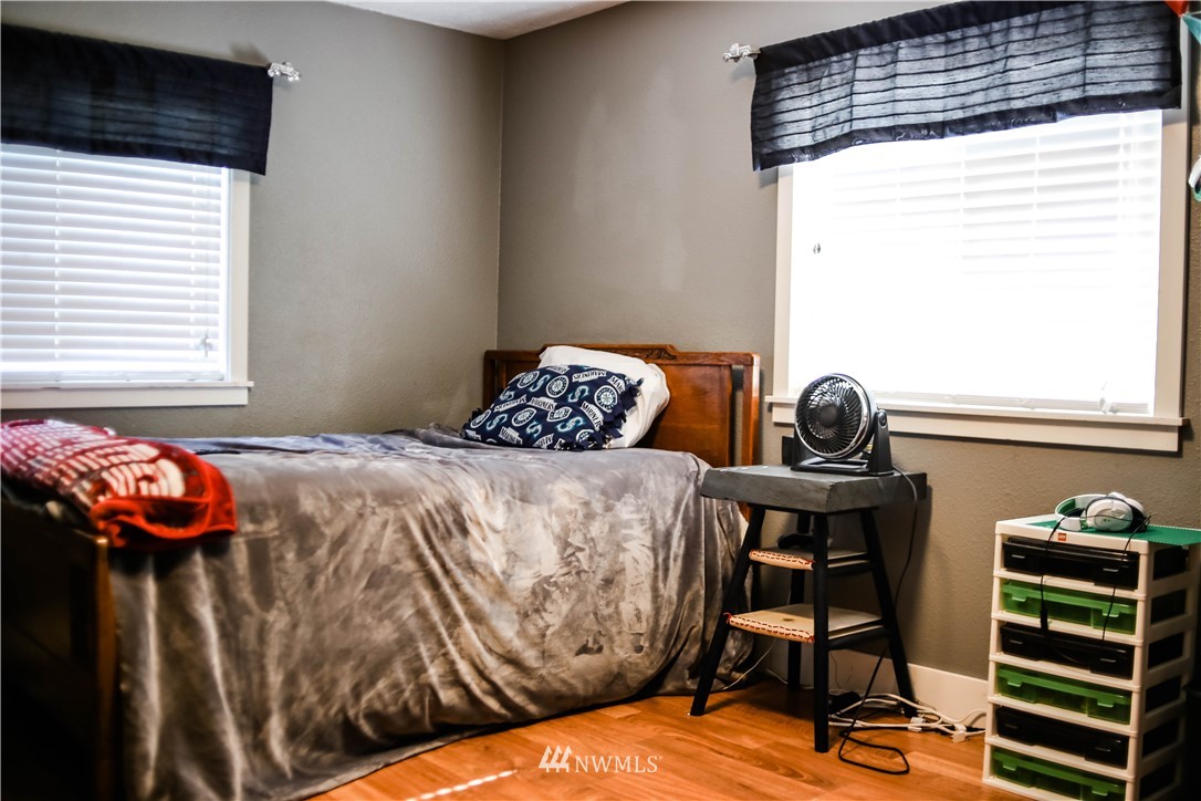 16824 Littlerock Road Southwest Rochester, WA 98579 - Photo 9 of 22