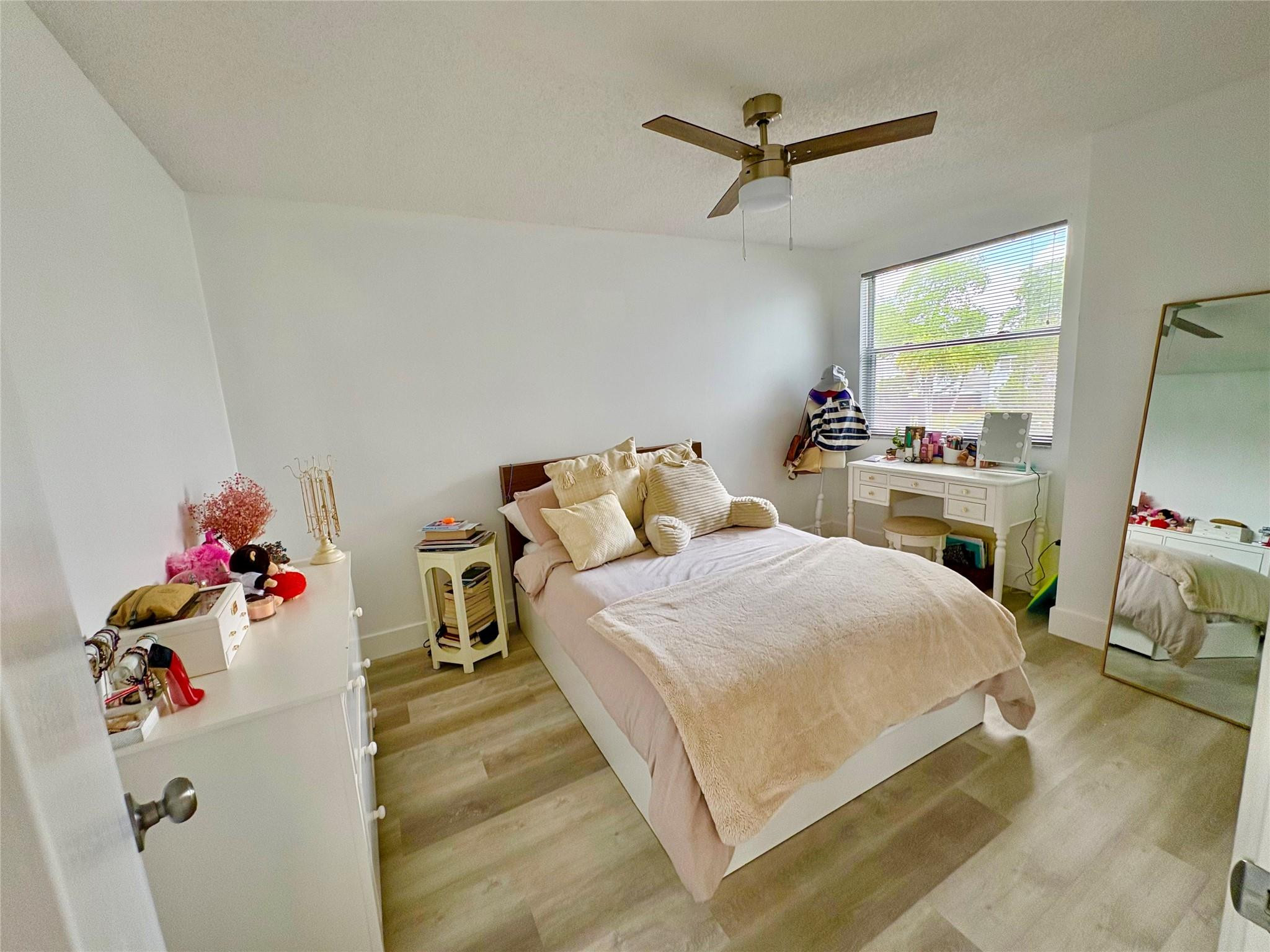 4832 Grapevine Way Davie, FL 33331 - Photo 12 of 22 Photo 12