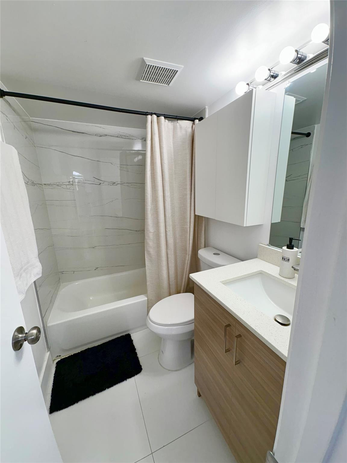 4832 Grapevine Way Davie, FL 33331 - Photo 16 of 22 Photo 16