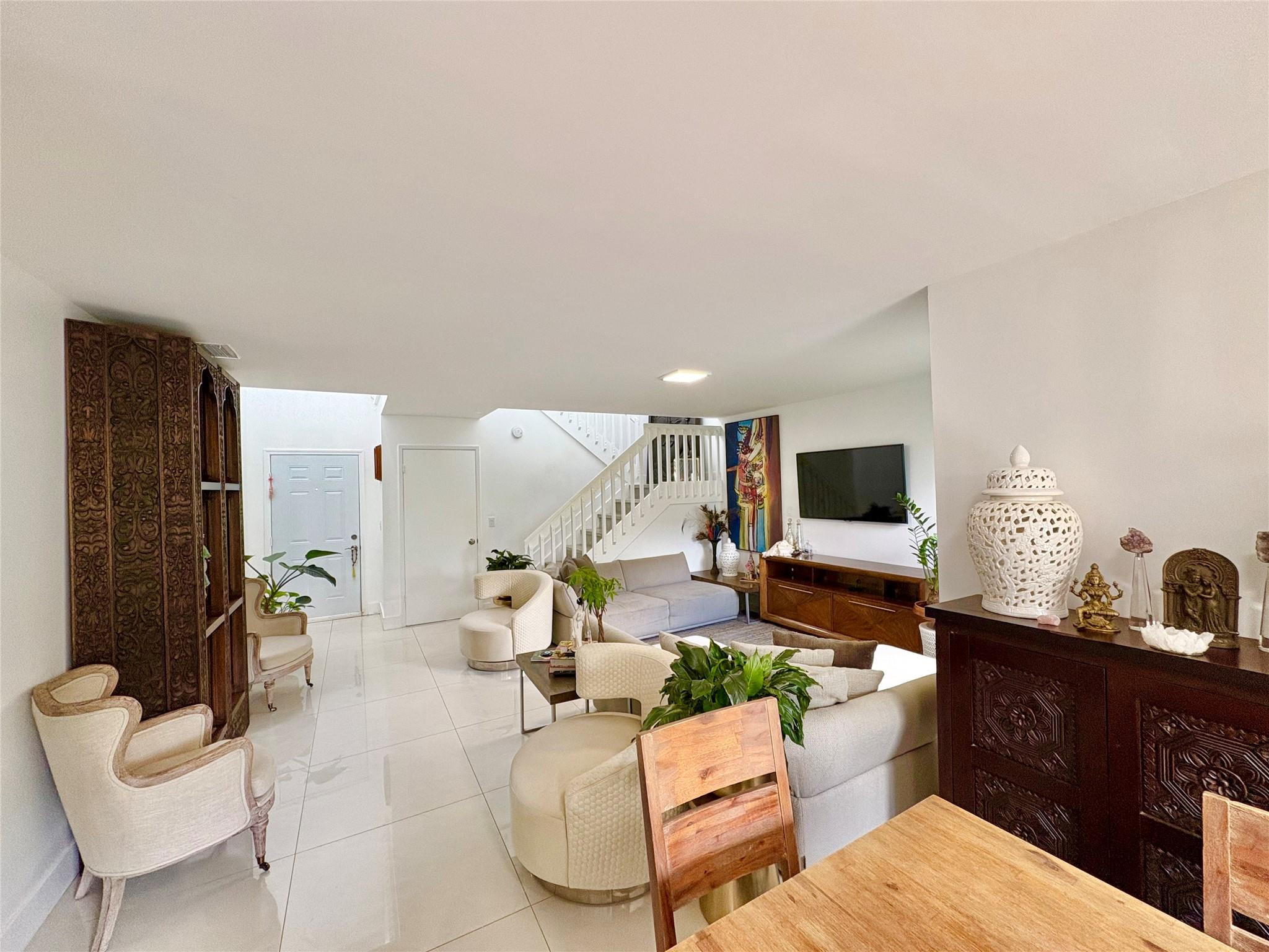 4832 Grapevine Way Davie, FL 33331 - Photo 4 of 22 Photo 4